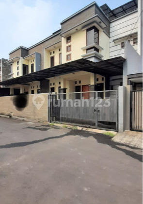 rumah mewah dengan harga bagus Di Jl. Toapekong, Keb. Lama. 2