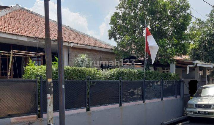 Rumah di Jl. Kostrad - Petukangan Utara 1