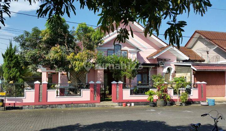 Rumah Istimewa Semi Furnished Di Purwokerto 2