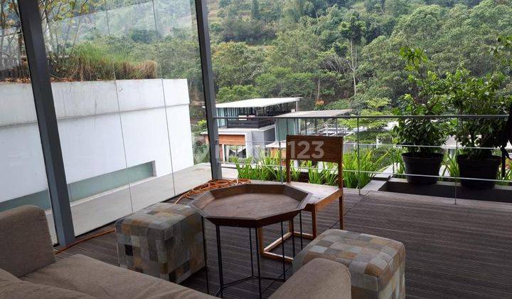 Villa Siap Huni Dengan View Indah di Pramestha, Lembang 1