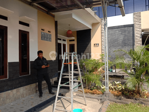 Dijual villa  2