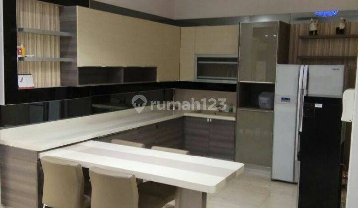 DIJUAL RUMAH IDAMAN MEWAH HARGA MENAWAN LOKASI STRATEGIS DI  CROWN GOLF BOULEVARD PIK,JAKARTA UTARA 1