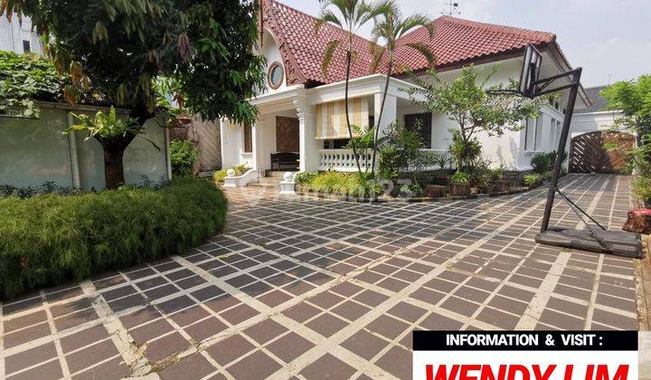 RUMAH MEGAH di Jl BOROBUDUR, MENTENG, JAKPUS 1