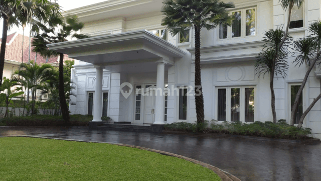 Rumah mewah exclusive di Menteng 1