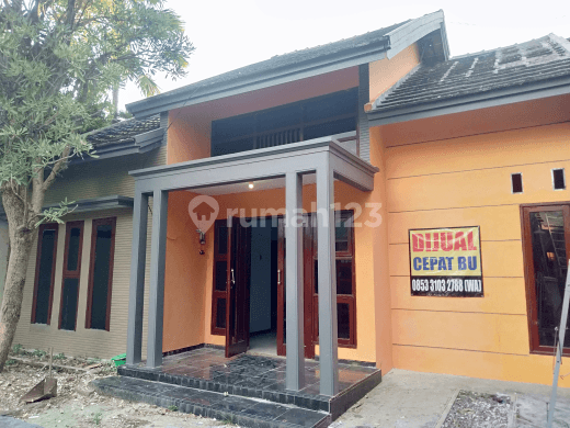 Rumah Siap Huni Murah 300Jtan* Lt120/70 3KT 1KM Strategis dkt Alun2 SHM KPR 1
