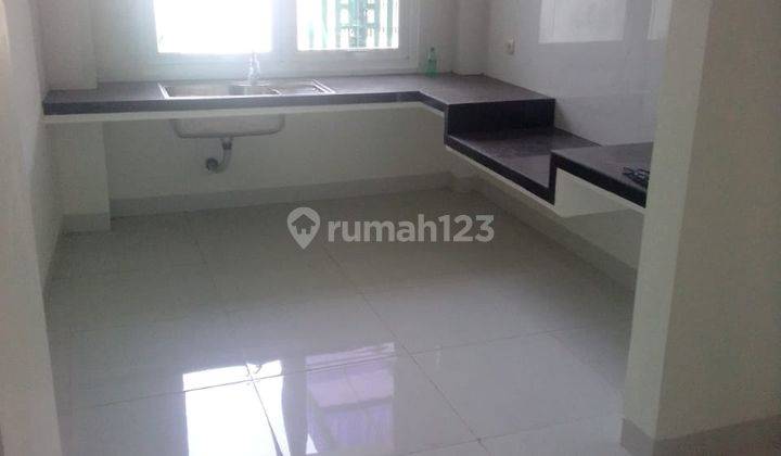 Rumah 2 Lantai High Spek Daerah Sayap Kiaracondong Bandung 2