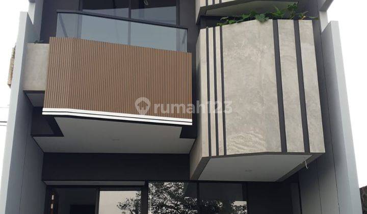 Rumah Cantik asri Setraduta Murah Bangunan Baru 1