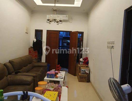 Rumah bagus harga murah dan siap huni Metro Permata, Karang tengah, Tangerang 1