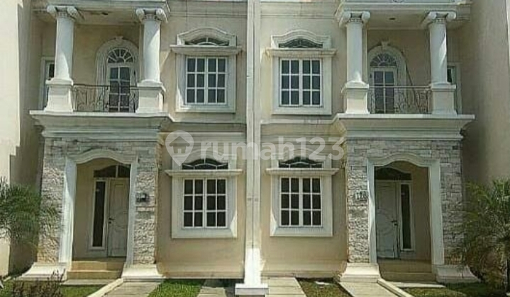DI JUAL RUMAH MODERN KLASIK SIAP HUNI DI JAKARTA BARAT  2