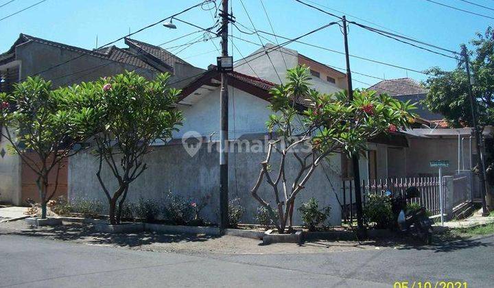 Rumah di Kutisari Indah Selatan, Hoek/Pojokan, Row Jalan depan Lebar, Bisa untuk Rumah Tinggal/Kantor 2