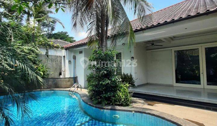 RUMAH LUAS dgn SWIMMING POOL di Jl KEMANG DALAM, JAKSEL 1