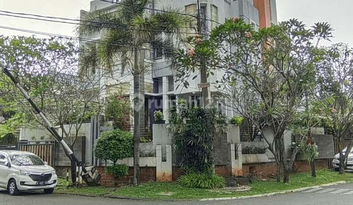 Rumah Split Level Pondok Indah 9M saja 1