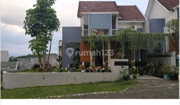 [TURUN HARGA!] Rumah Siap Huni Lokasi Perumahan Elit Cocok Untuk Hunian Suasan Nyaman 1