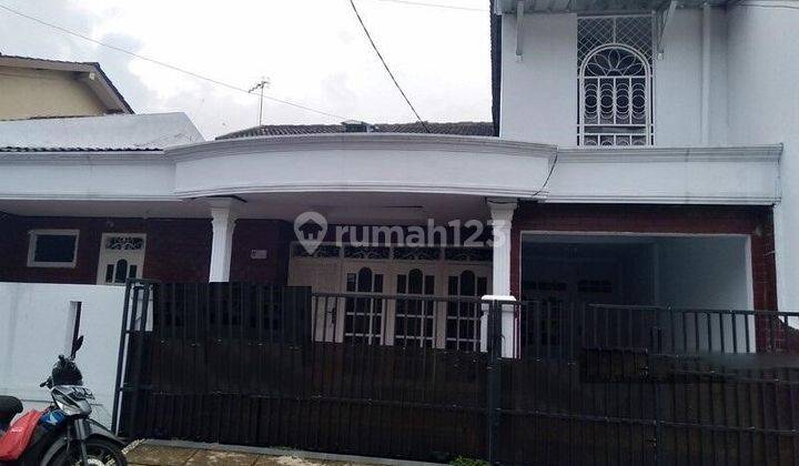 Rumah 2 Lantai  dekat pintu tol cijago 1