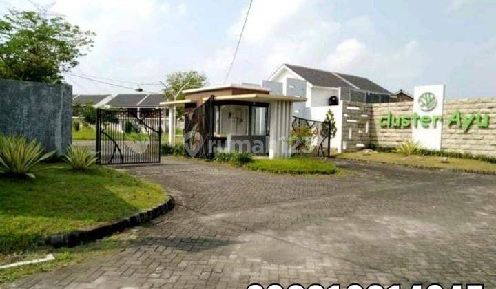 rumah lokasi nol jalan strategis nyaman dan asri 2