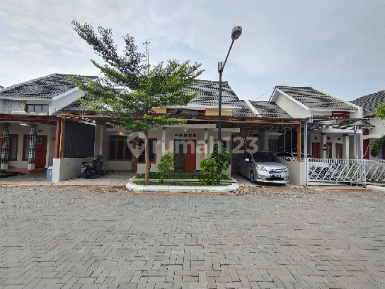 Rumah Bagus Cluster Cantik Di Gentan Solo 2