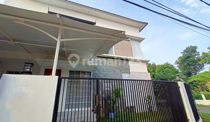 Rumah Hook baru minimalis kualitas bangunan bagus di Nusaloka Bsd 2