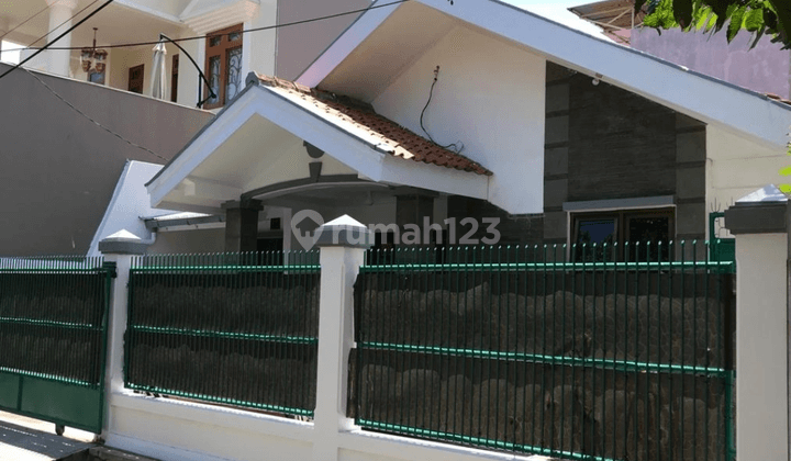 Dijual Rumah murah & besar di jl.Guntursari Buahbatu 1