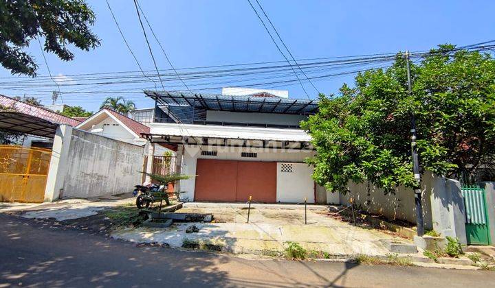 Rumah Pabaton Tengah Kota dekat Jalan Pengadilan dan Pasar Anyar 1