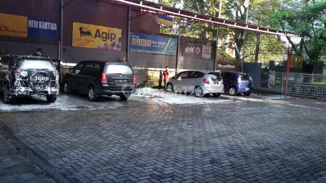 Tempat Usaha (Car Wash) Daerah Ramai di Tubagus Ismail Bandung 1