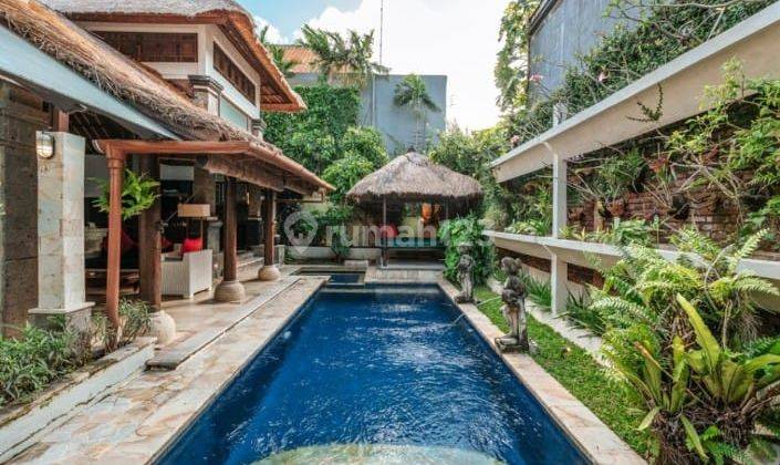 VILLA MODERN FURNISH DI BATUBELIG PETITENGET CANGGU 1