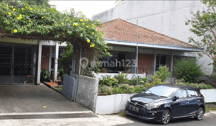 cepat rumah klasik terawat di komplek budisari sayap jalan setiabudi bandung 1