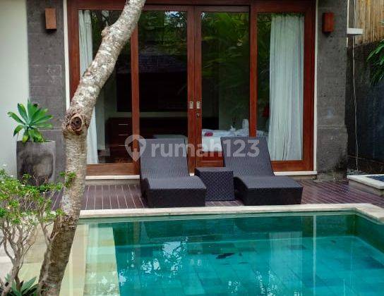 villa 3 bedrooms batu bolong canggu badung 1