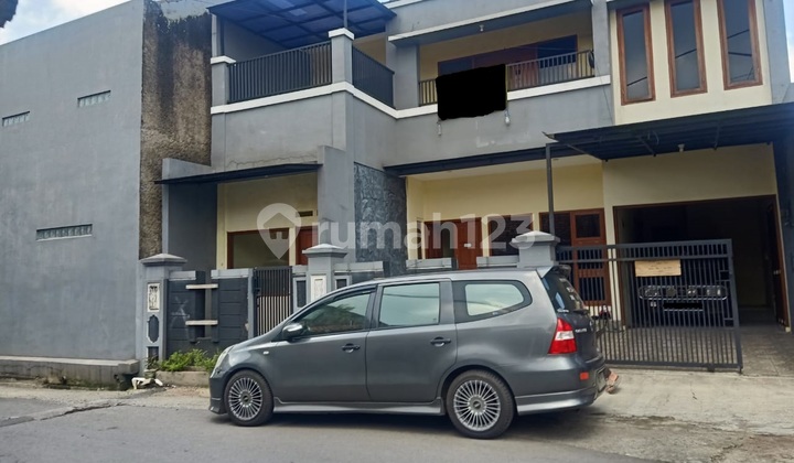 Rumah Siap Huni di jalan utama Ciganitri buah batu