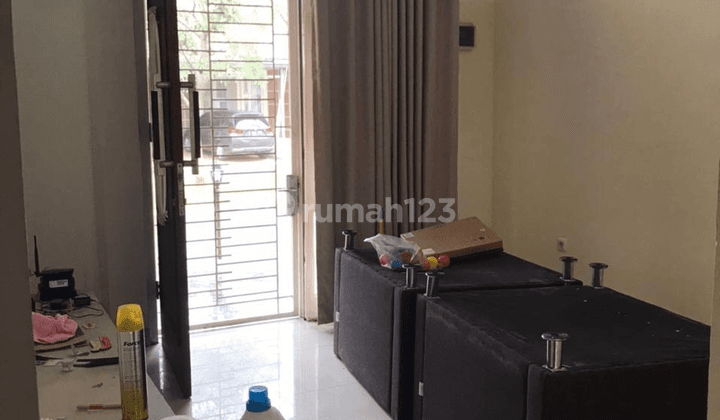 Rumah mininalis di lokasi Premium Ciputat dgn harga nego 2