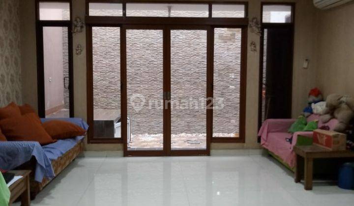 Rumah Cluster nyaman 2Lt 3BR 144M² 2