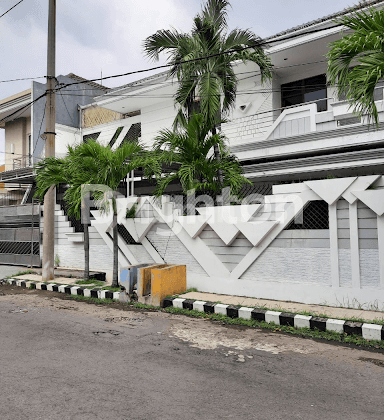 RUMAH 2 LANTAI MEWAH SIAP HUNI DHARMAHUSADA INDAH SURABAYA DEKAT MALL 2