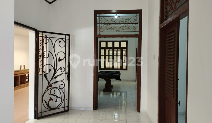 Ready-to-Occupy House on Jl Sompok Semarang 1