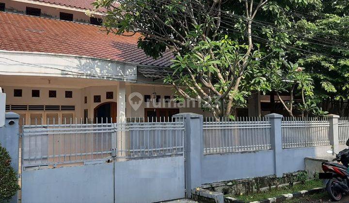 Rumah Siap Huni Di Kebayoran Baru, Lokasi Bagus, Jalan Lebar 1