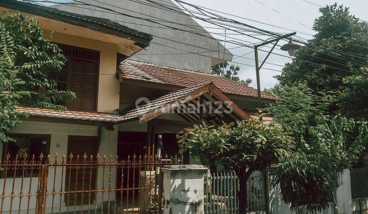 Rumah Hook Strategis dekat Kelapa Gading Jakarta Utara 1