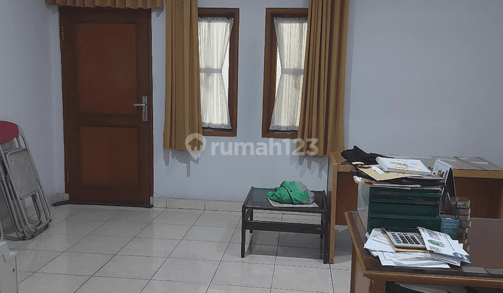 Harga menarik, ex garment terawat plus rumah jl.Cipamokolan 2