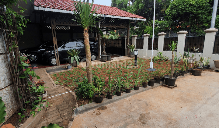 Petukangan.Rumah kokoh.siap huni.mewah di Petukangan jakarta selatan 1