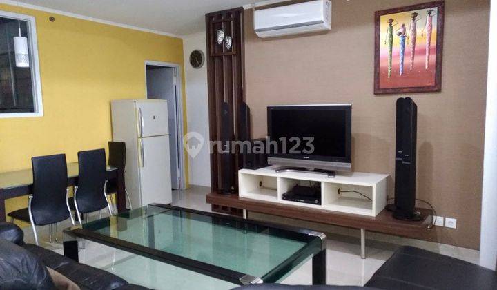 Apt Paladian Park 3 Bedroom 1