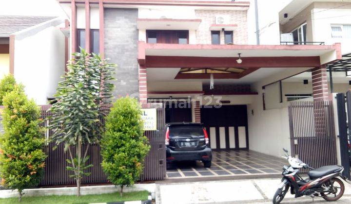 Rumah di Taman Kopo Indah 3 blok E 1