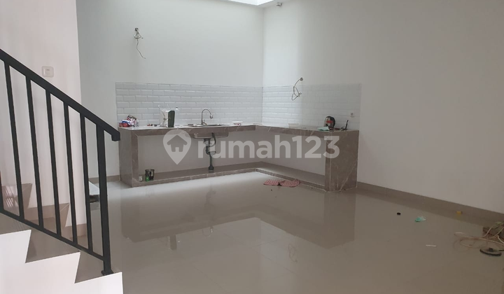 di  rumah muara karang