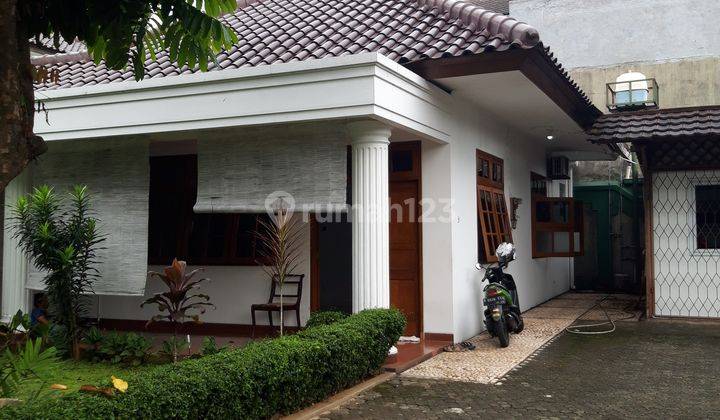 Rumah Asri dan tenang di Ampera 1
