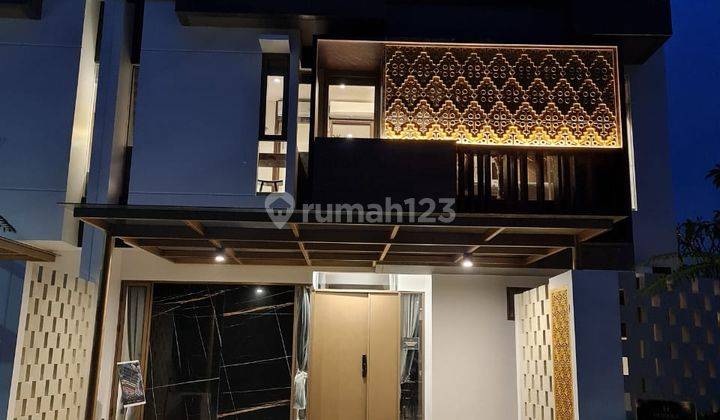 Rumah 3 lantai dengan konsep villa resort dekat jakarta barat 1