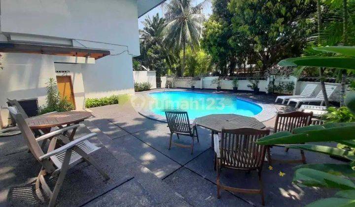 Rumah Villa Martimbang Kebayoran Baru Jakarta Selatan 1