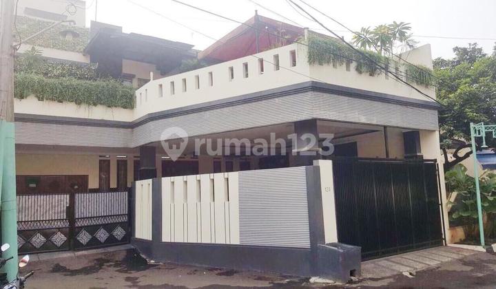 For Sale Minimalist House in Auri Complex Jatiwaringin 2
