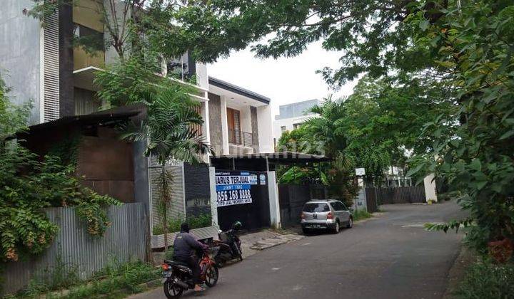 Rumah Mewah 3 Lantai di Kelapa Gading, Jakarta Utara 2