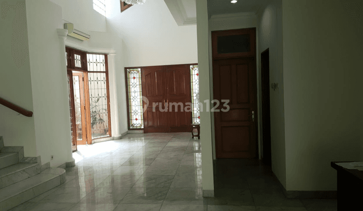 Rumah Kantor area Gondangdia Menteng 2