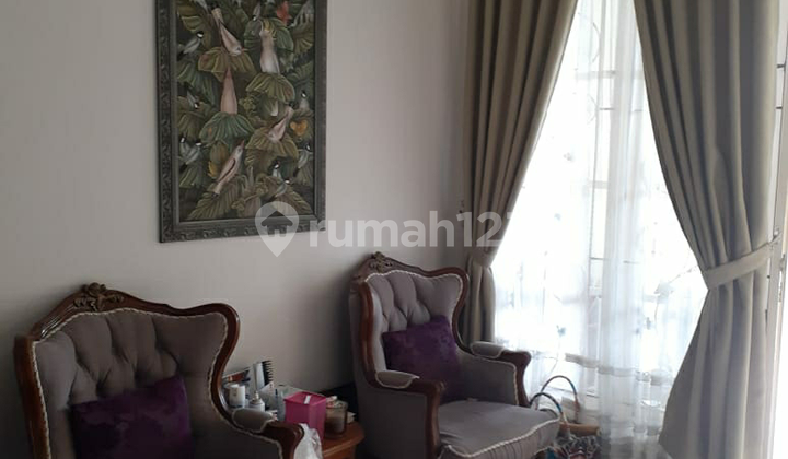 Tourist city house priced under 2m, land area 162m². 2