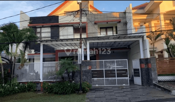 Rumah Mewah Plus Furnish Luas 401m² Jl Cengkeh Suhat Lowokwaru 1