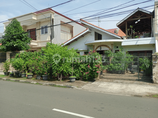 Rumah 2 lt Pinggir Jalan Pulo Asem Rawamangun, Jakarta Timur 1