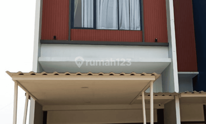 Rumah 3 lantai Cantik minimalis rasa maximalis dgn harga ekonomis 1