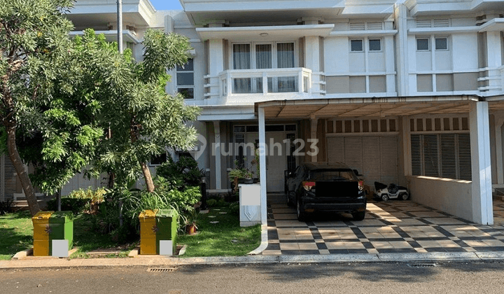 Rumah Cantik di Summarecon Bekasi Cluster Vernonia 1